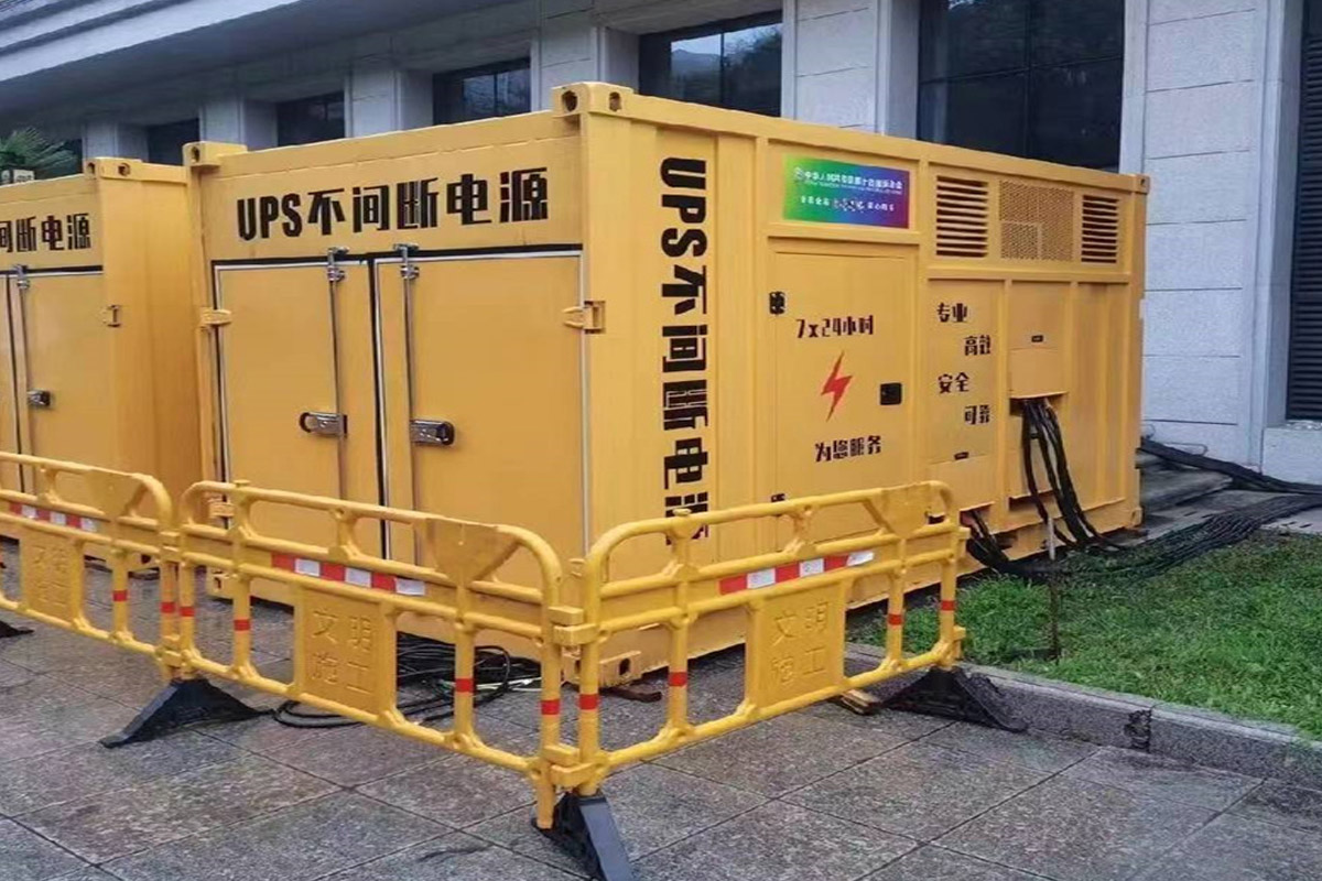 中平镇发电机租赁施工现场